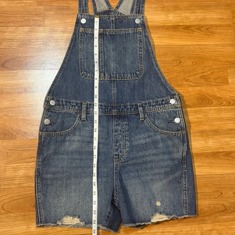 Old Navy Girls' Denim Shortalls Size XL (14-16) Adjustable Straps overall shorts